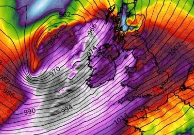 Storm Isha causes flight disruptions in Ireland and UK