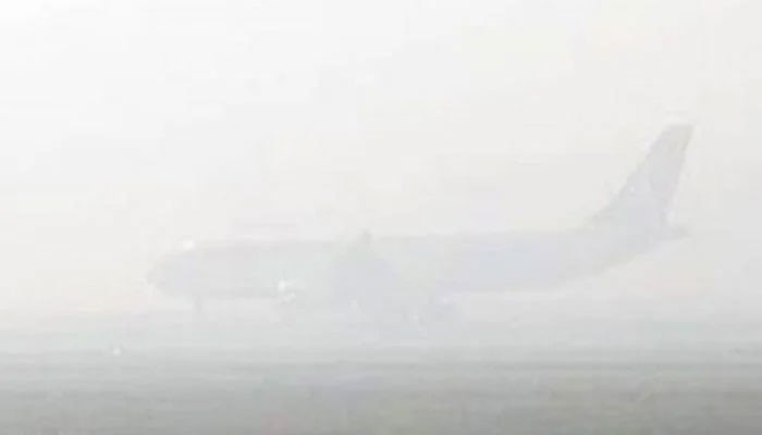 Flights disrupted in Pakistan due to heavy fog/smog