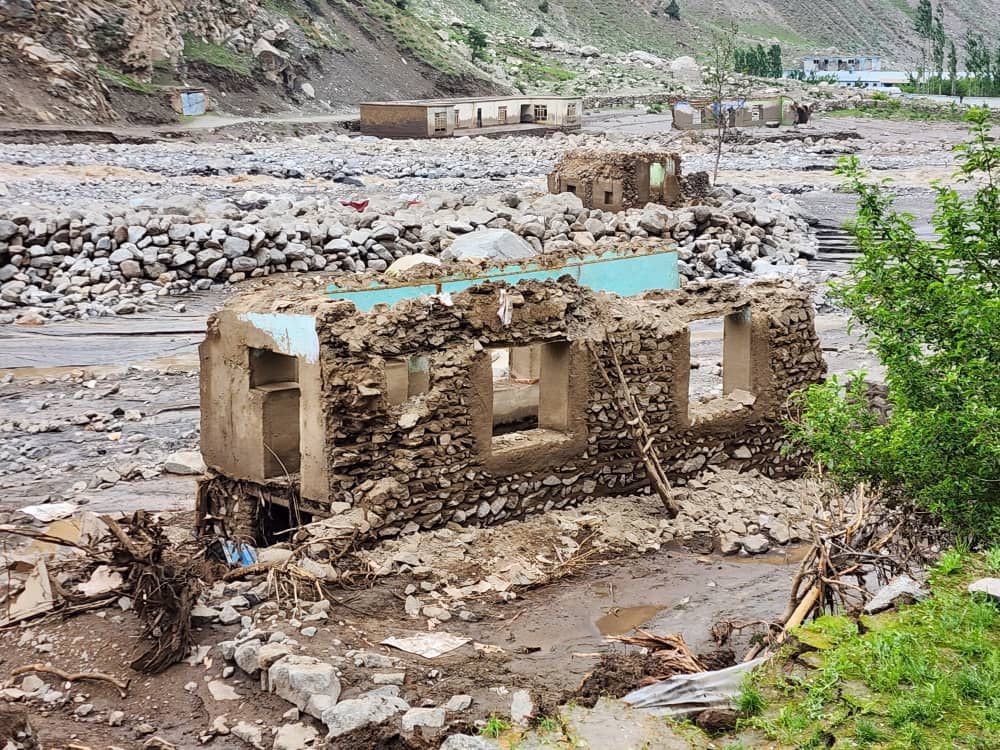 Afghanistan flash floods kill 300